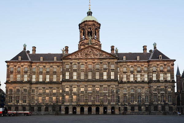 pays-bas-amsterdam-palais-dam