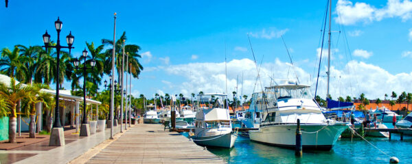 Aruba carnival caribbean port